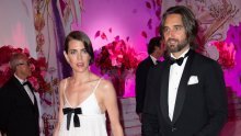 Lijepa Charlotte Casiraghi sve je zadivila u chic haljini na glamuroznom monegaškom balu