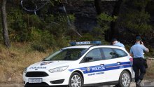 Muškarac kod Rovinja dobio 45 dana zatvora jer vozi pod zabranom, a na mjesto događaja stigao pijani vlasnik vozila, i on je uhićen