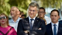 [FOTO/VIDEO] Plenković objavio tko će voditi splitski HDZ, osvrnuo se i na pomoć Sloveniji s požarom: 'Ići ćemo gdje god budemo mogli'