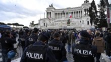 Bolesnik na Apeninima: Izgledna pobjeda Berlusconija i crne desnice u Italiji nova je glavobolja za cijelu Europu