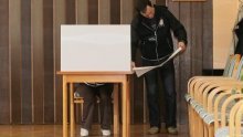 Korupcijske afere kao mamac za birače?!