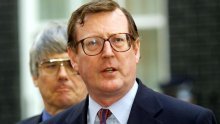 Nakon kratke bolesti preminuo David Trimble