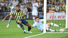 Katastrofa Šime Vrsaljka i Olympiacosa u Pireju; Ivan Santini zabio u sudačkoj nadoknadi za produžetak, ali na kraju ispao