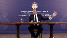 Vučić na komemoraciji žrtvama Oluje: Srbija 'gotovo po svaku cijenu' želi mir