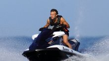 [FOTO] Evo kako izgleda kada jedan predsjednik zajaši jet ski i doda gas