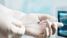 Preporuka EU-a: 'Dva cjepiva prilagođena omikronu prvo primijeniti među visokorizičnima'