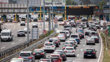 Dvije prometne nesreće na autocesti A1 u smjeru Zagreba usporavale promet