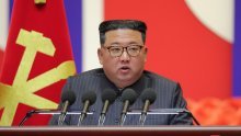 Tek što je Kim Jong-un proglasio pobjedu nad covidom-19, zabilježena četiri nova slučaja