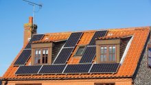 Očekuje se više od pola milijuna poslova u sektoru solara do 2024., najveći potencijal za energetske uštede je u zgradama