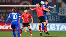 [VIDEO/FOTO] Slaven zaustavio odlični Varaždin! Farmaceuti nakon dva poraza uzeli bitna tri boda, pogledajte spektakularan gol Crnca za pobjedu