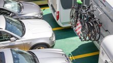 Krk: Automobilom sletio u more na trajektnom pristaništu i poginuo