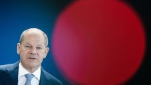 Scholz: Putin mora priznati da ne može dobiti rat u Ukrajini
