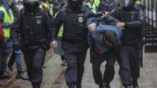 Zbog sve izvjesnijeg zatvaranja granica uslijed prisilne mobilizacije, Poljska i Bugarska pozivaju svoje državljane da napuste Rusiju