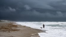 [FOTO/VIDEO] Florida na udaru povijesne oluje: 'Sada je vrijeme za evakuaciju. Milijuni će ostati u mraku'