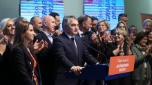 Komšić i Dodik u vodstvu, optužuje ga se za krađu. Velik broj nevažećih listića, najnovije rezultate prokomentirao i Čović