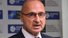 Grlić Radman: 'Milanović je bio Račanov batler i ulizica koji je govorio protiv Hrvata u BiH. On je blefer i politički je dezorijentiran'