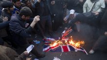 Oslobođeni napadači na britansku rezidenciju