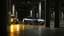 [FOTO/VIDEO] Potpuno novi Lexus RZ 450e elektrificirao najave za film 'Black Panther: Wakanda zauvijek'