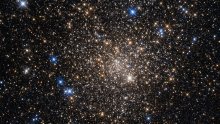 Pogled prema bezdanu: Hubble je ulovio očaravajuću zgusnutu skupinu starih zvijezda