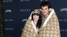 Billie Eilish za prvo pojavljivanje na crvenom tepihu s novim dečkom Jesseom Rutherfordom odabrala je neuobičajeni Gucci outfit