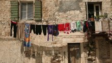 Sprema se velika čistka u Splitu: S ulica nestaju štekati, kiosci, klime, bankomati, pa i - užad za rublje