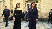 Sanja Musić Milanović i kraljica Letizia nižu besprijekorne stajlinge,
a sad su i odmjerile snage: Kojoj bolje stoji kombinezon?