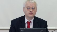 Ivo Josipović po glasače odlazi u BiH