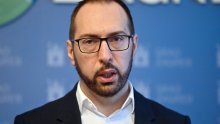 Nakon što je Vlada suspendirala uredbu o naknadi za vodu, Tomašević poručio: Voda u Zagrebu neće poskupjeti 20 posto