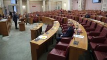 Vlada odbija, a Miletić zavapio: Dajte barem nešto prihvatite, smilujte se, ovo su zaista sjajni amandmani