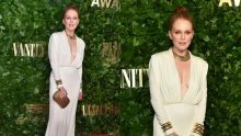 Nitko joj ne bi dao 61 godinu: Julianne Moore ukrala pozornost u haljini dubokog dekoltea