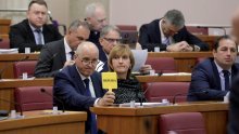 Bačić: 'Nećemo podržati istražno povjerenstvo za Inu, ovo je igrokaz!'; Dalija Orešković ponudila dogovor HDZ-u