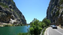 Cesta kod Omiša zatvorena za promet tri mjeseca