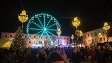 [FOTO] Na rođendan grada Osijeka, otvoren i blještavi Advent - evo što čeka posjetitelje
