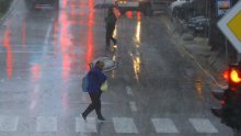 [FOTO] Split i okolicu sastavila tuča i jaka kiša, Solin pliva, u Kaštelima bujične poplave