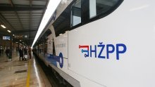 Jedna karta za autobus i vlak: Potpisan ugovor o uključivanju željeznice u riječki javni prijevoz