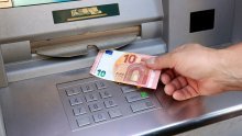 U novu godinu s eurom: U nedjelju u pogonu 70 posto bankomata