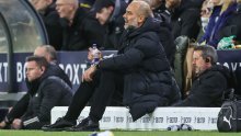[VIDEO] U trenutku ludila Pep Guardiola napravio glupost; odmah se uhvatio za glavu i dotrčao do klupe Leedsa, a onda...