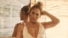 Sama je sebi najbolja reklama: Jennifer Lopez za kraj godine osvanula u golišavom izdanju