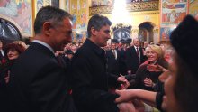 Vučić šalje jake snage na božićni domjenak SNV-a u Westinu, Milanović nije pozvan. Evo što kaže Pupovac