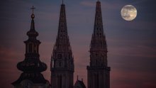 [FOTO] Pogledajte kako je prvi puni mjesec u 2023. zasjao iznad Zagreba