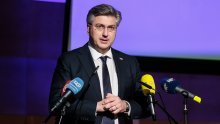 [VIDEO] Plenković: 'Estonska premijerka mi je uz zagrljaj i poljubac čestitala na ulasku u Schengen i eurozonu, iz oporbe nitko'