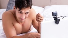 Nevjera na internetu – gdje podvući crtu?