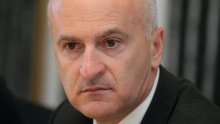'Očito ste ogorčeni i frustrirani i nedostaje vam kućnog odgoja'