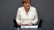 Merkel: Ne možete reći 'ne želimo muslimane u našoj zemlji'