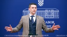 Petrov: Plenković je od Hrvatske stvorio samoposlugu, a račun plaćaju građani