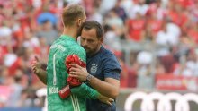 Manuel Neuer obrušio se na čelnike Bayerna zbog otkaza prijatelju s kojim je pjevao hrvatske pjesme