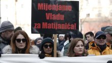 [FOTO/VIDEO] Prosvjed zbog smrti novinara Matijanića: Poručujemo AP da je ovo tema koju nikada nećemo zaboraviti
