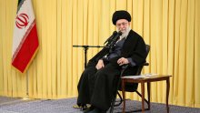 Iranski vrhovni vođa Ali Hamnei pomilovao mnoge zatvorene zbog prosvjeda protiv vlasti