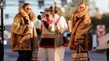 Od krznenog kaputa do kultnih čizama: Jennifer Lopez spojila omiljene komade u stajlingu