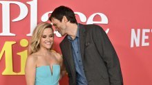 Ashton Kutcher o čudnom poziranju s Reese Witherspoon: 'Da sam je zagrlio, rekli bi da s njom imam aferu'